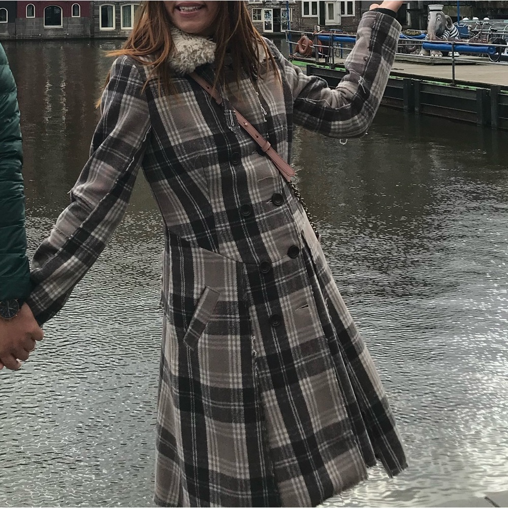 Firetrap 80% wool coat- super warm size medium